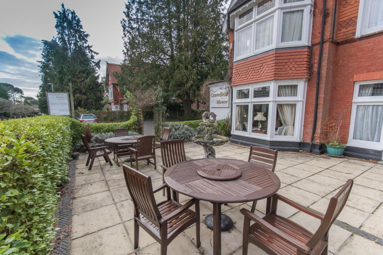 Grovefield Manor Hotel Poole Eksteriør billede