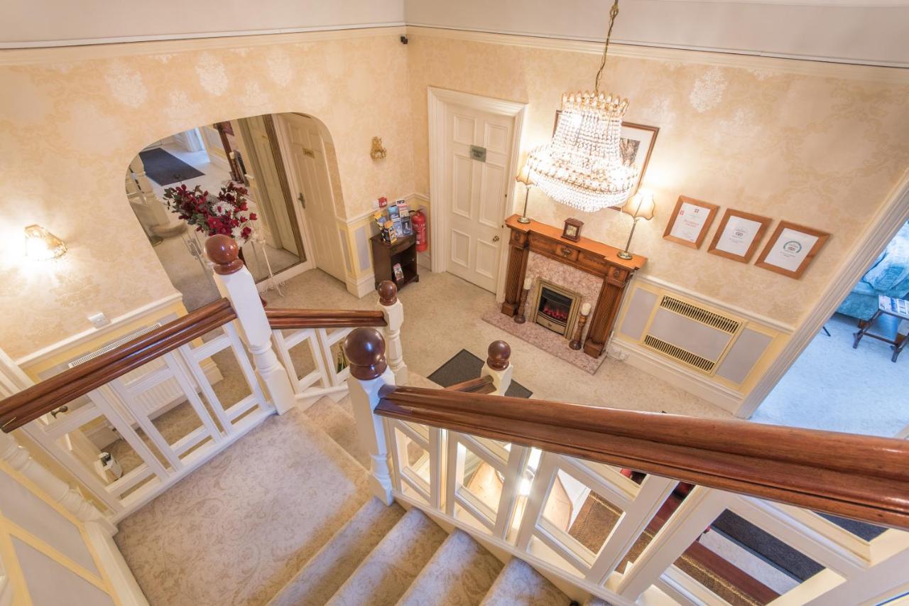 Grovefield Manor Hotel Poole Eksteriør billede