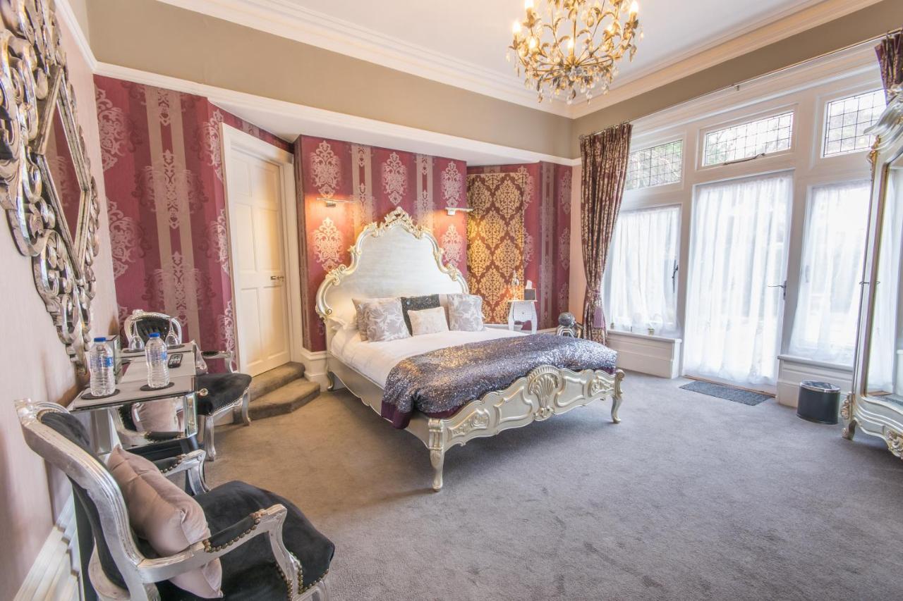 Grovefield Manor Hotel Poole Eksteriør billede