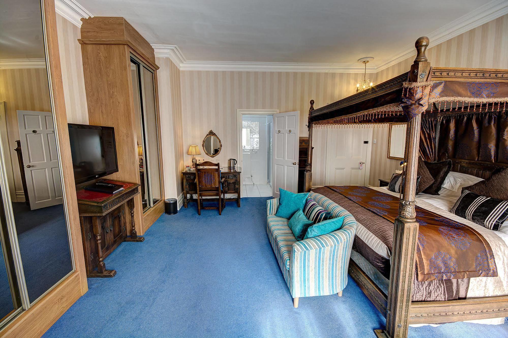 Grovefield Manor Hotel Poole Eksteriør billede